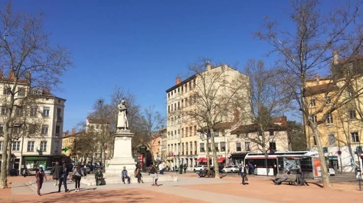 Le Jardin Croix Roussien Daire Lyon Dış mekan fotoğraf